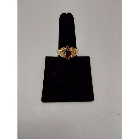 No Brand Jewelry - Ring Gold with Red Stone/gem